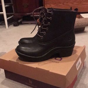 NWT Bionica Black Women’s Boots